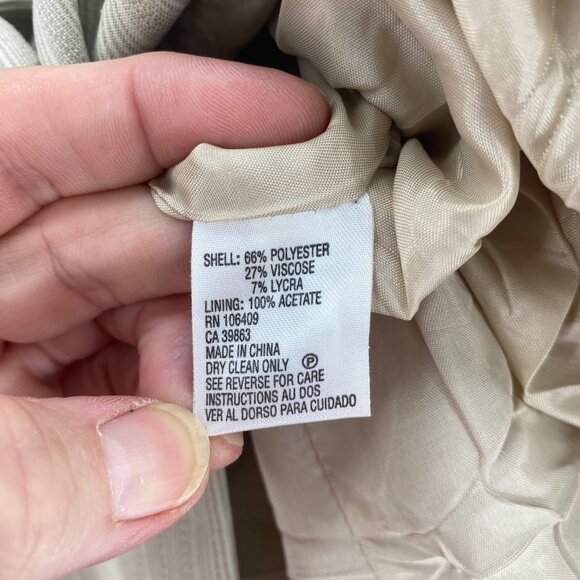 Tahari Suit Set Womens 12 Beige Pin Stripe Peak Lapel Pockets Office Career Work - Picture 7 of 16